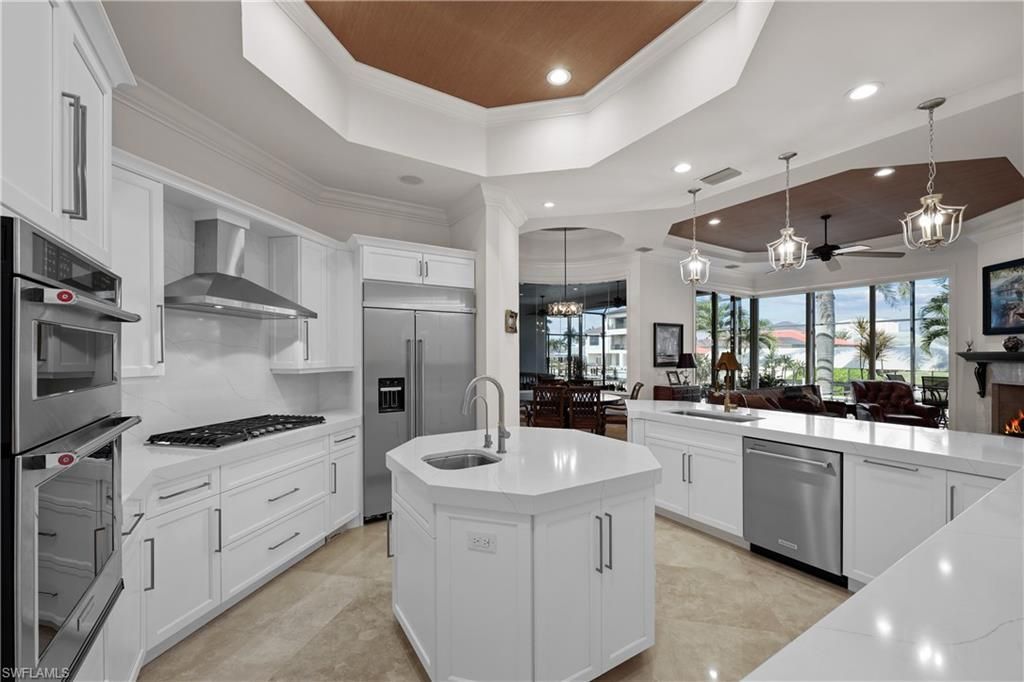 447 Egret Ave, Naples, FL 34108 Photo