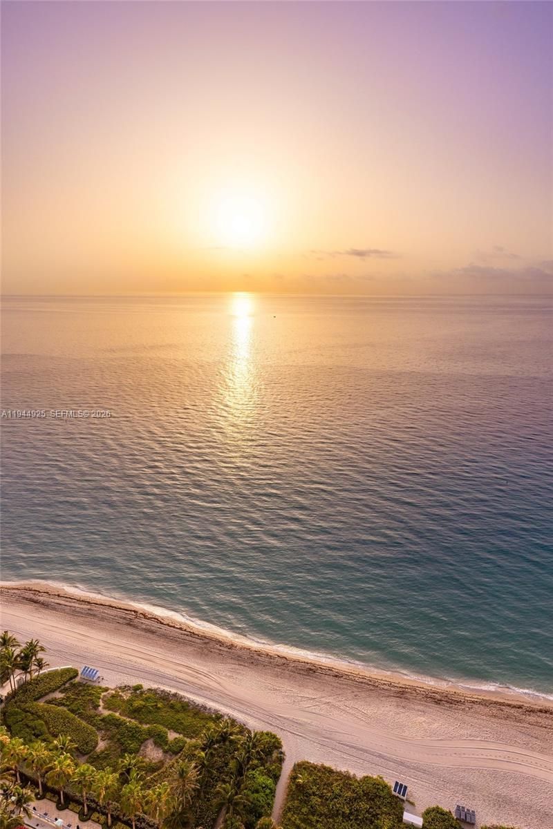 16001 Collins Ave, Unit 2704, Sunny Isles Beach, FL 33160 Photo