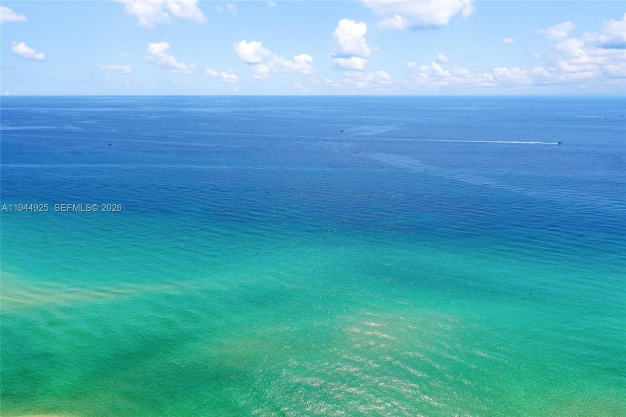 16001 Collins Ave, Unit 2704, Sunny Isles Beach, FL 33160 Photo