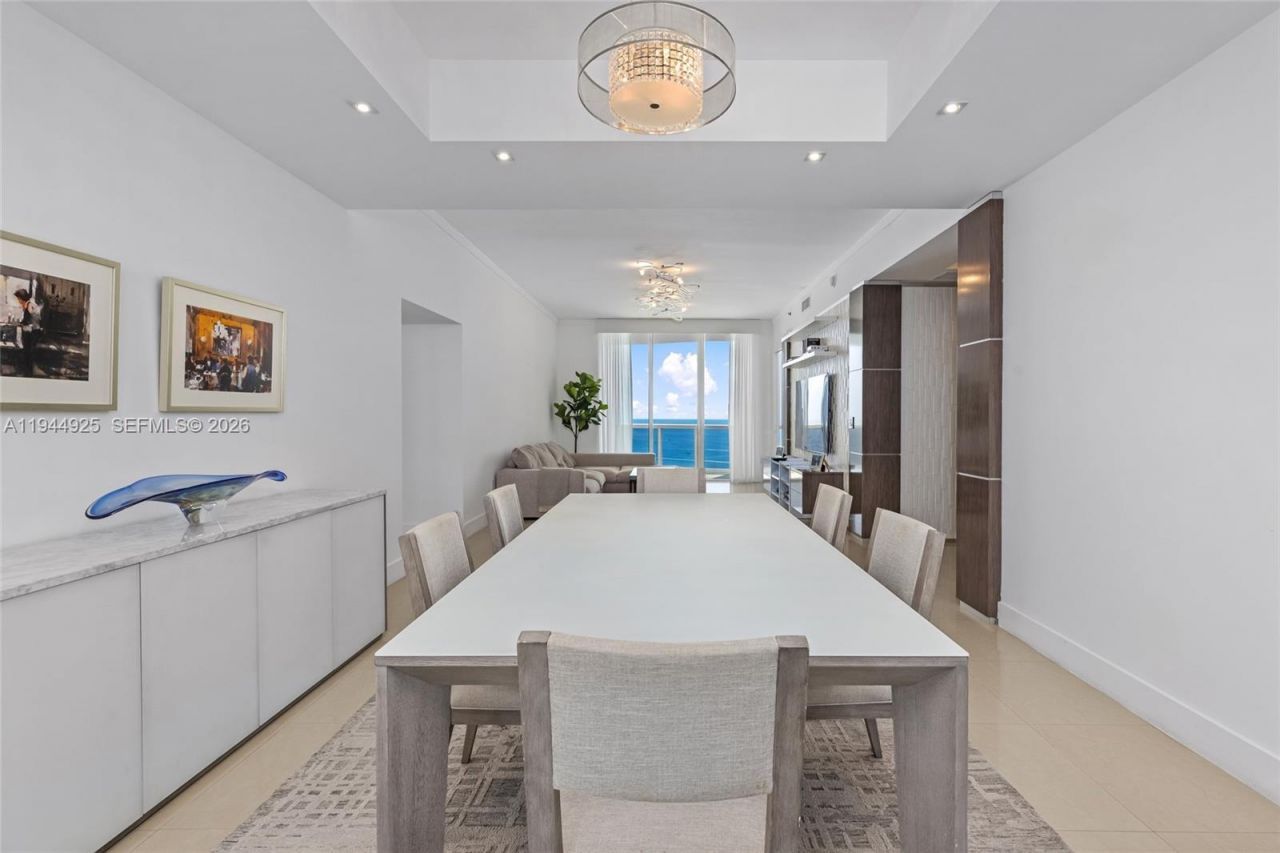 16001 Collins Ave, Unit 2704, Sunny Isles Beach, FL 33160 Photo