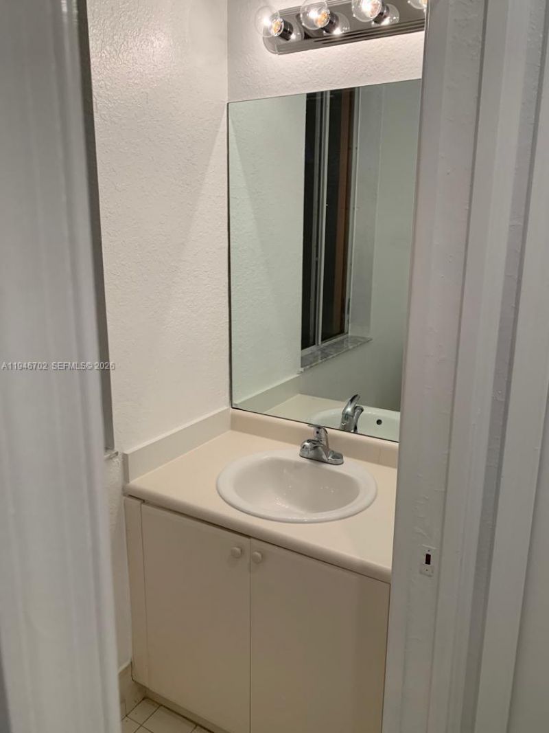 1538 SE 24th Ct , Unit 213, Homestead, FL 33035 Photo