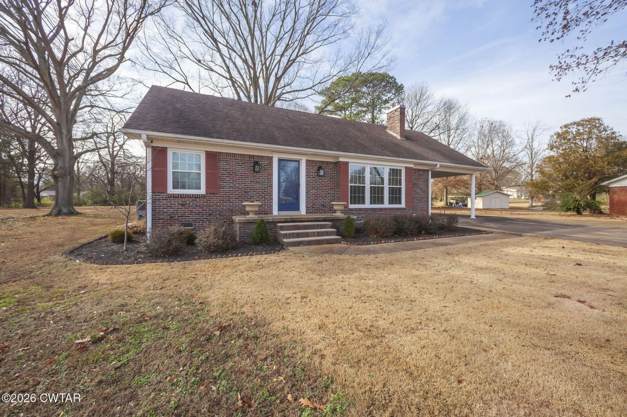 61 Dellwood Drive, Jackson, TN 38301 Main Photo