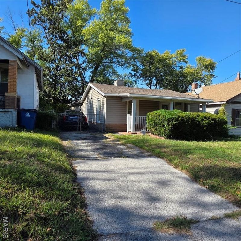 5657 Janet Avenue, Saint Louis, MO 63136 Main Photo