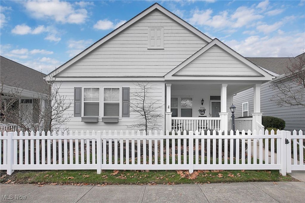 3755 Renwick Lane, Columbus, OH 43230 Main Photo