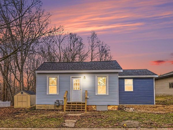 126 Riverside Drive, Portland, MI 48875