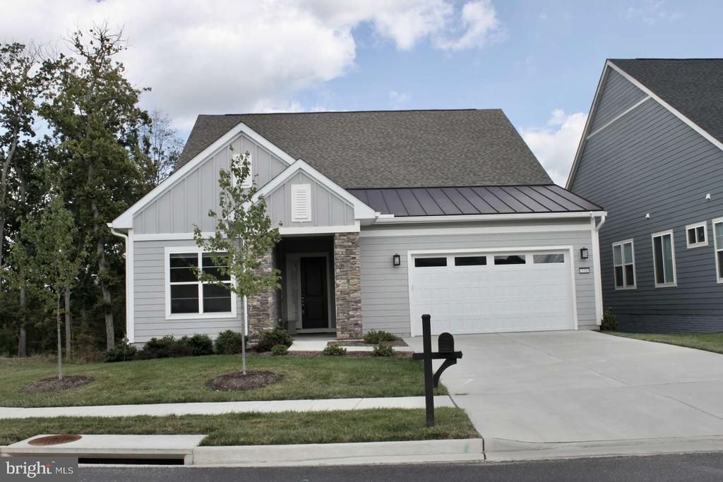 124 Pimpernel Pl, Lake Frederick, VA 22630 Main Photo