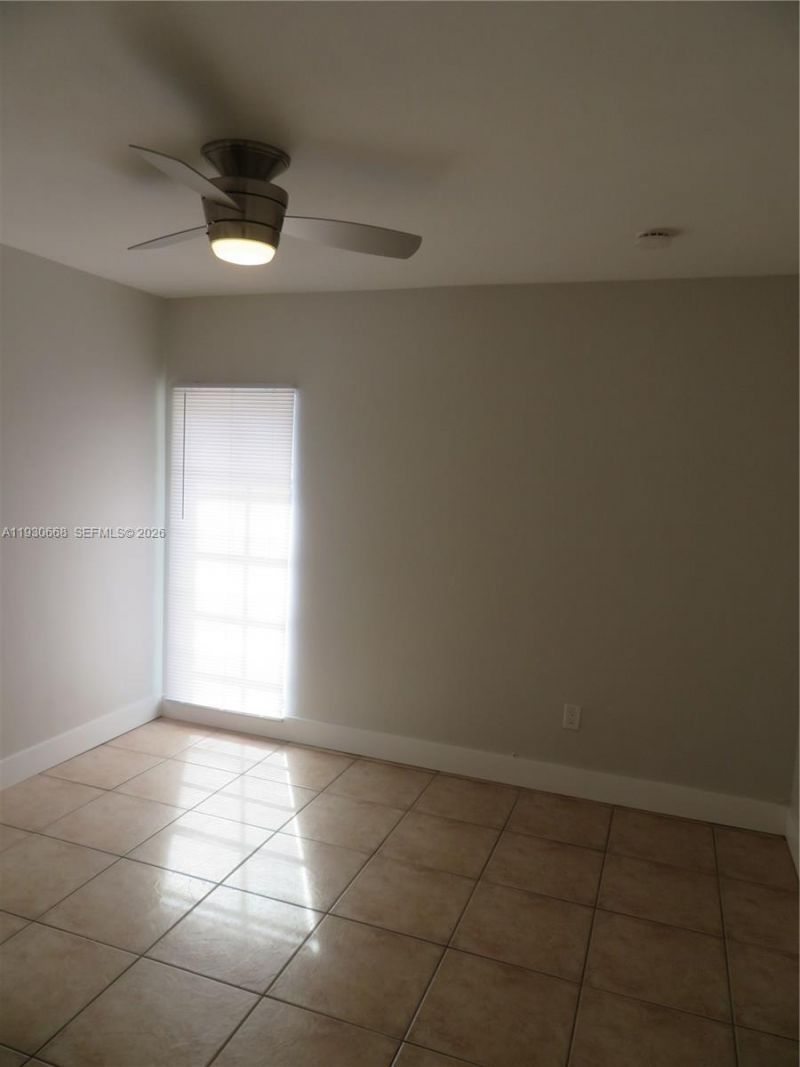 7328 Miami Lakeway S, Miami Lakes, FL 33014 Photo