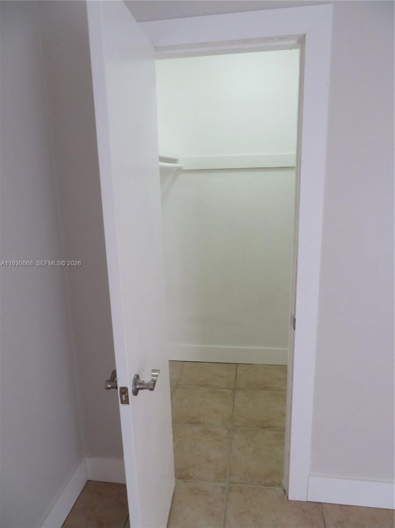 7328 Miami Lakeway S, Miami Lakes, FL 33014 Photo