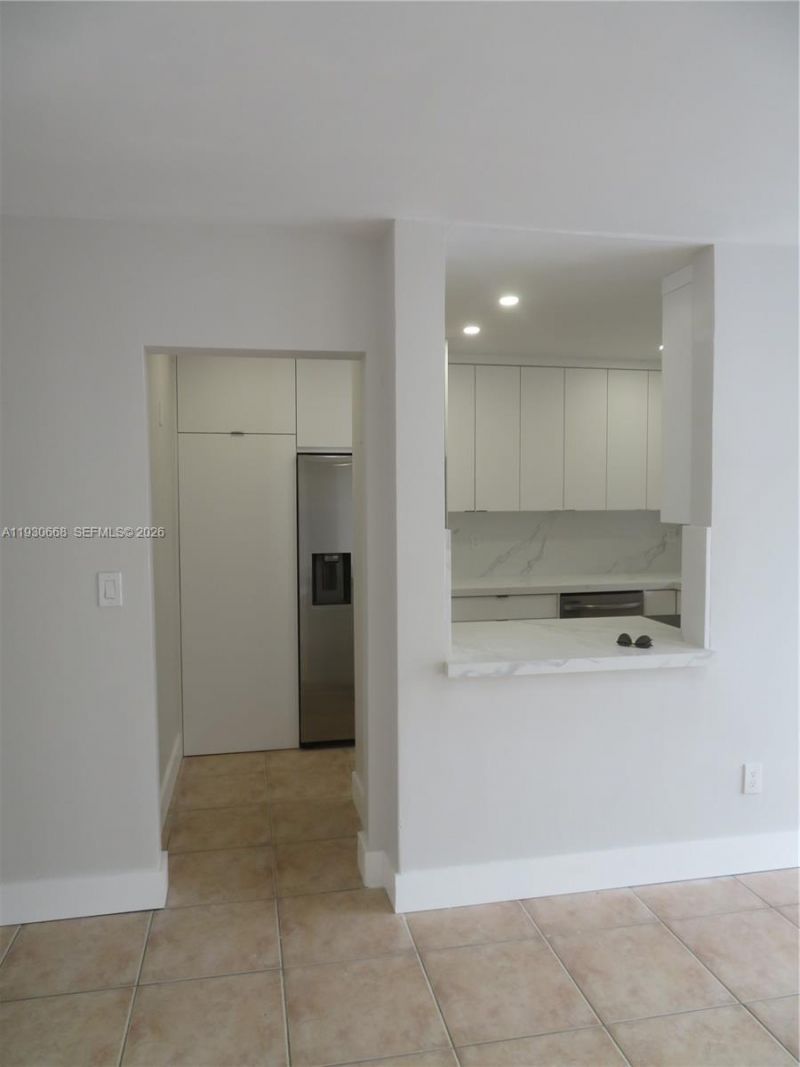 7328 Miami Lakeway S, Miami Lakes, FL 33014 Photo