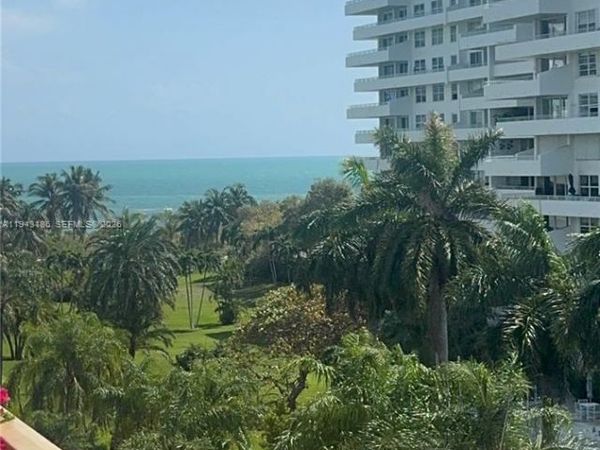 155 Ocean Lane Dr, Unit 611, Key Biscayne, FL 33149