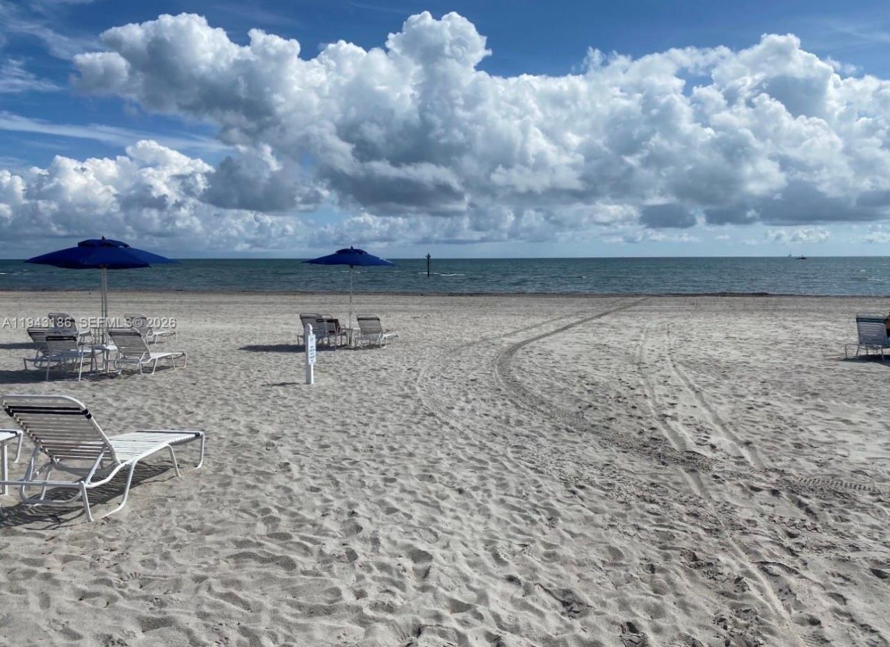 155 Ocean Lane Dr, Unit 611, Key Biscayne, FL 33149 Photo