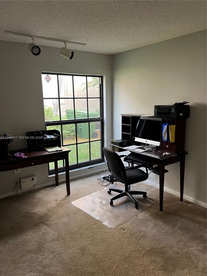 10140 NW 21st Ct, Pembroke Pines, FL 33026 Photo