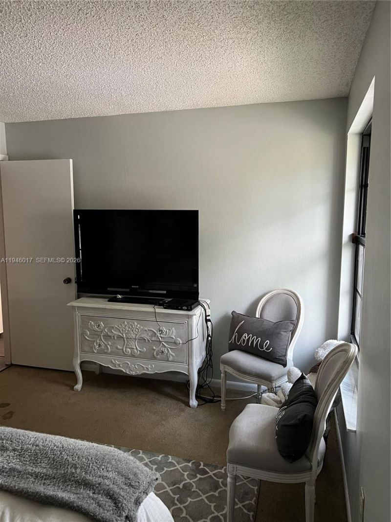 10140 NW 21st Ct, Pembroke Pines, FL 33026 Photo