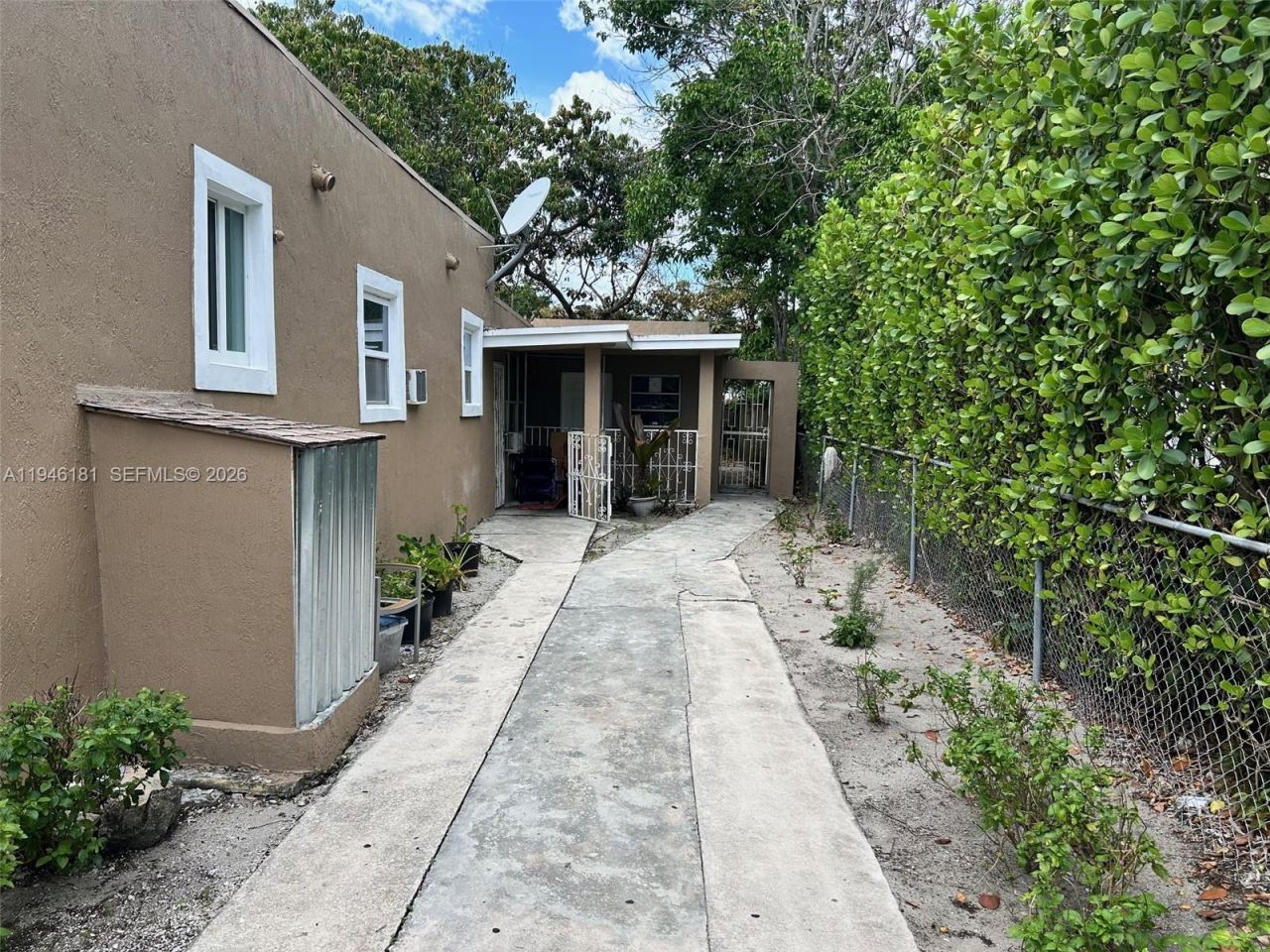 261 NW 49th St, Unit C, Miami, FL 33127 Photo