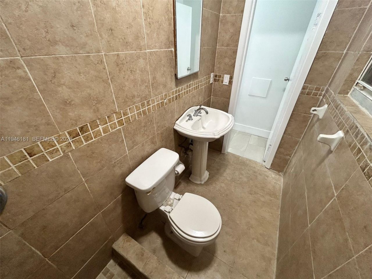 261 NW 49th St, Unit C, Miami, FL 33127 Photo