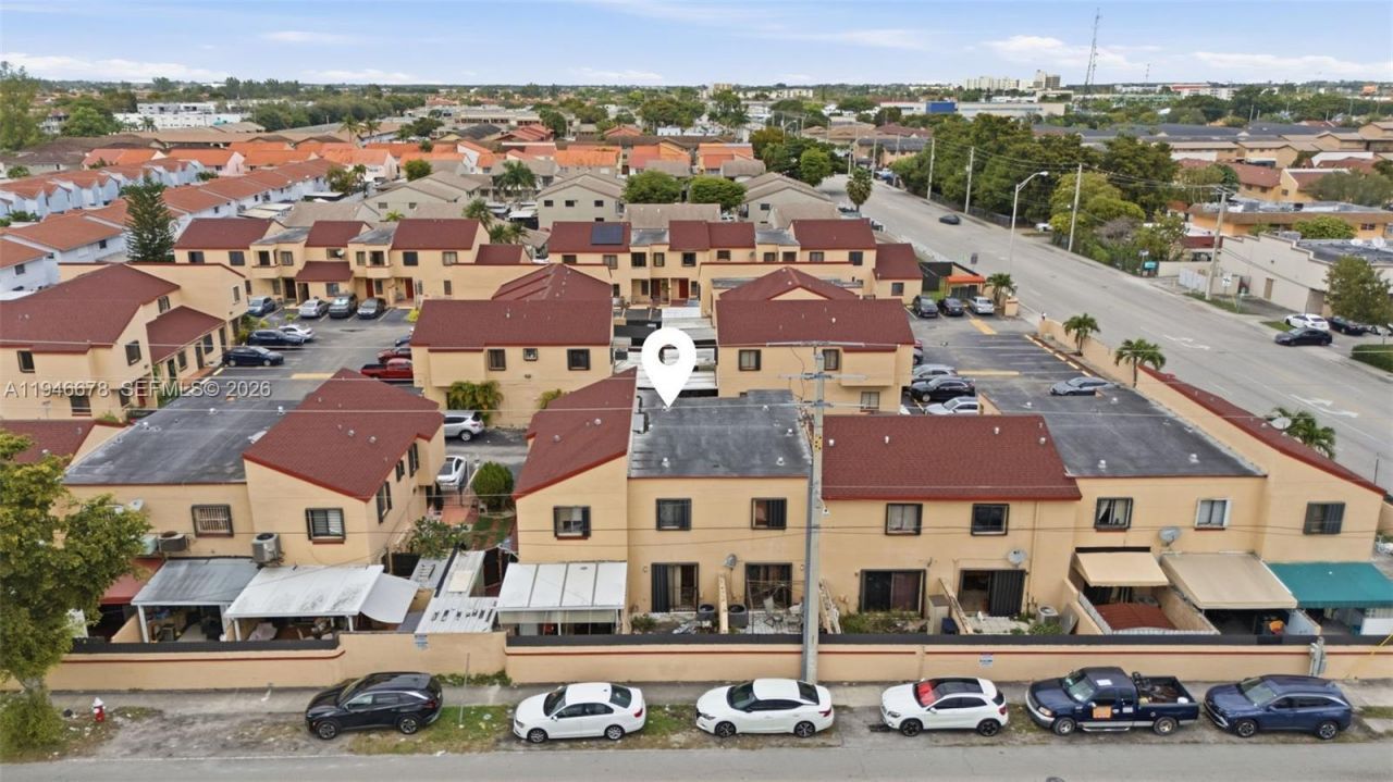 2412 W 52nd Ter, Unit 7-7, Hialeah, FL 33016 Photo