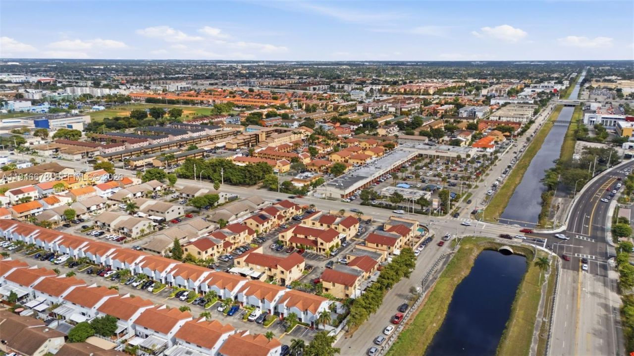 2412 W 52nd Ter, Unit 7-7, Hialeah, FL 33016 Photo