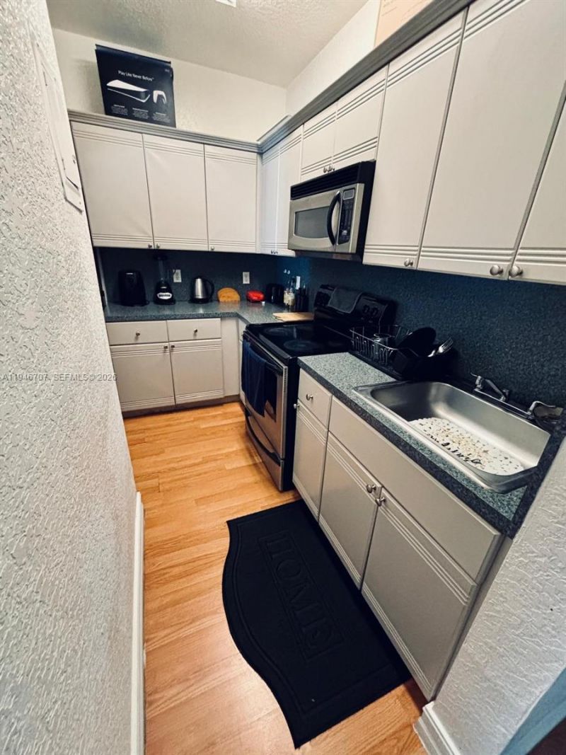 820 Euclid Ave , Unit 206, Miami Beach, FL 33139 Photo