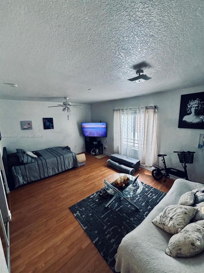 820 Euclid Ave , Unit 206, Miami Beach, FL 33139 Photo