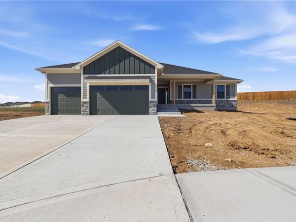 7905 Hoot Owl Street, Blue Springs, MO 64014