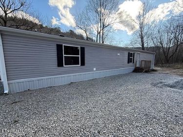 1307 Briceville Hwy, Briceville, TN 37710