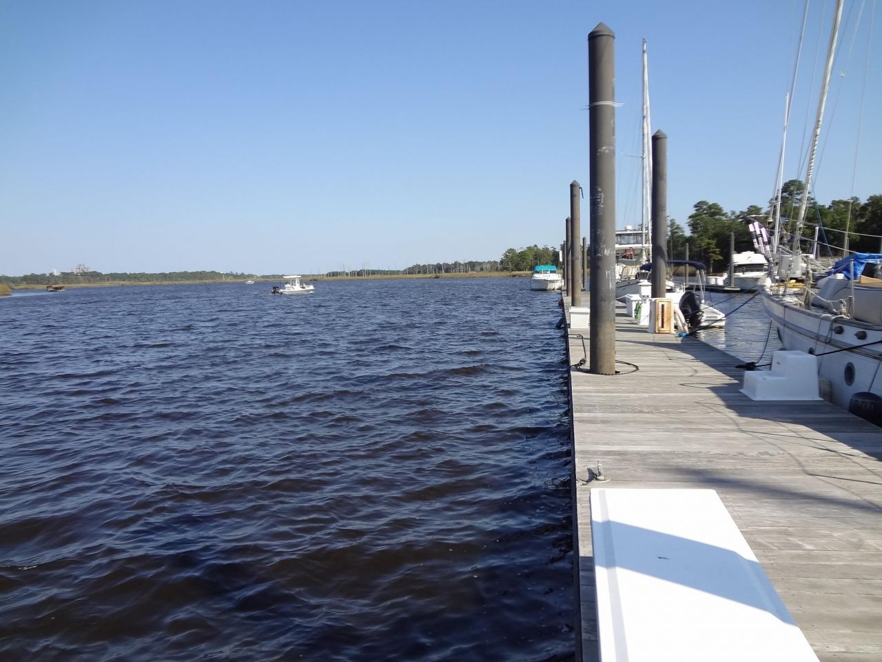 Slip 40 Friendfield Marina Photo 2