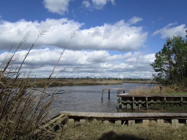 Slip 40 Friendfield Marina  Photo 28