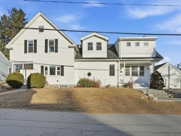 8 Perham Street, Chelmsford, MA 01824