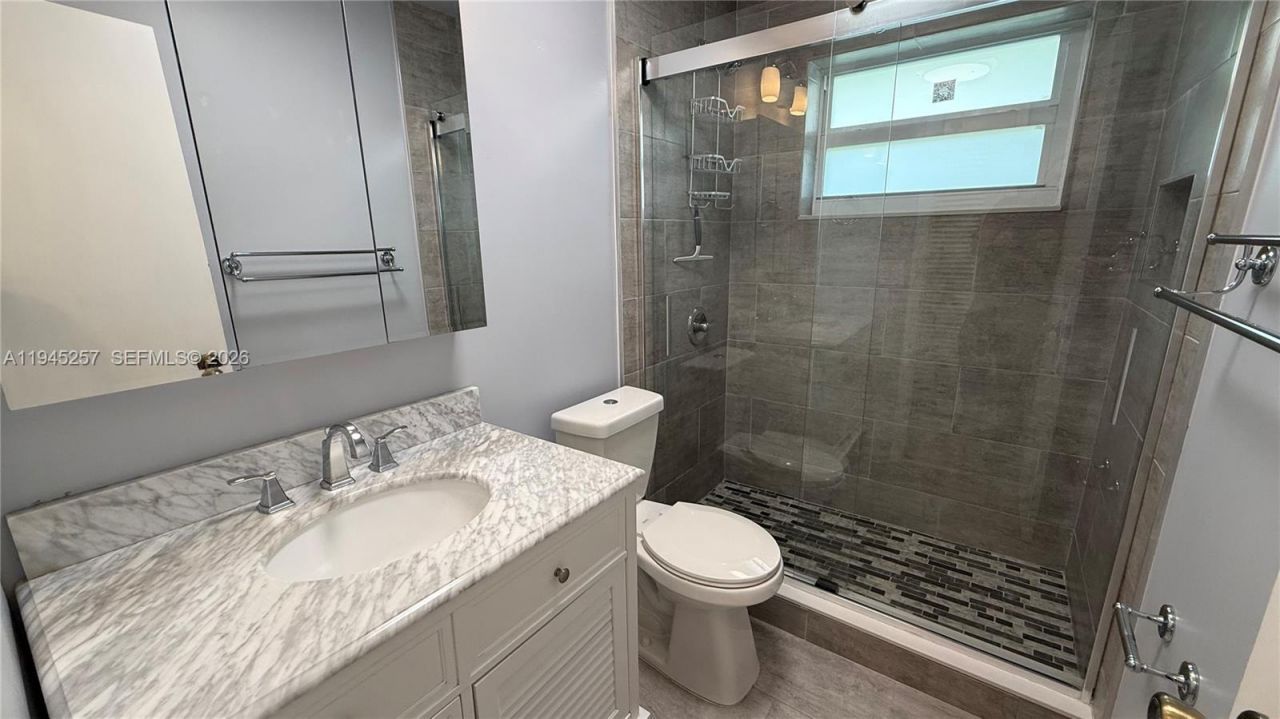 2115 NE 42nd Ct, Unit 206N, Lighthouse Point, FL 33064 Photo