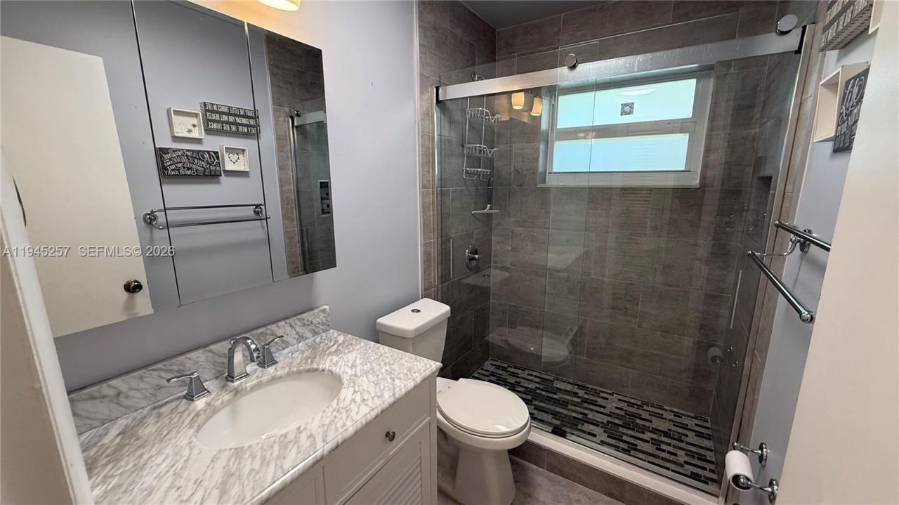 2115 NE 42nd Ct, Unit 206N, Lighthouse Point, FL 33064 Photo