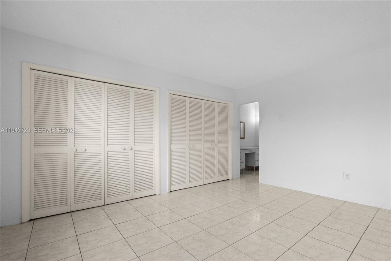 3030 Marcos Dr, Unit T203, Aventura, FL 33160 Photo