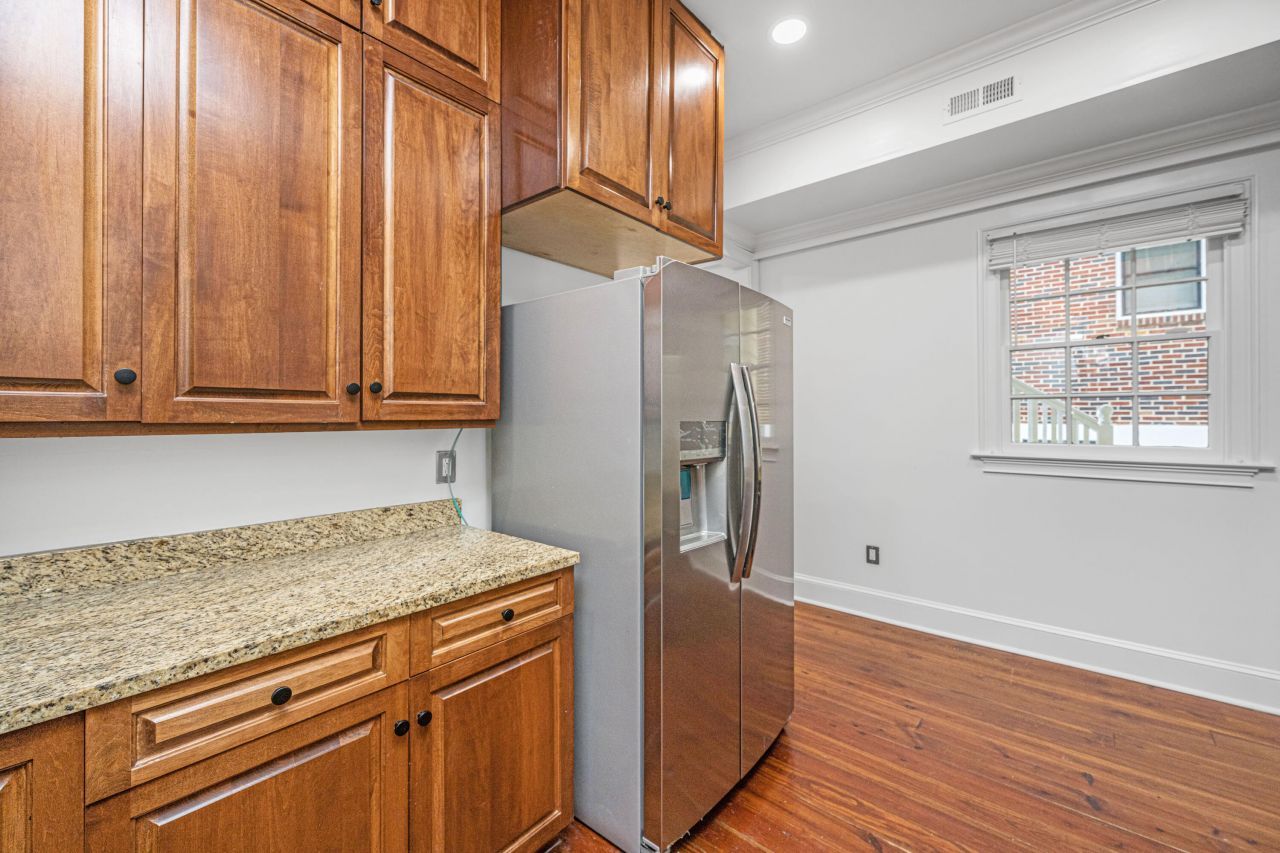 186 Smith Street Photo 20