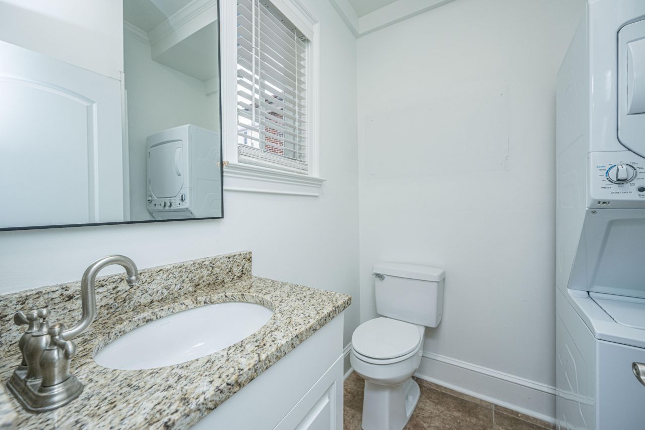 186 Smith Street Photo 28