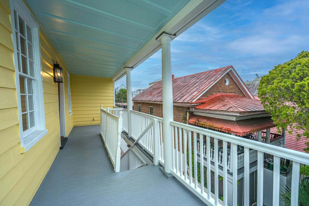 186 Smith Street Photo 33