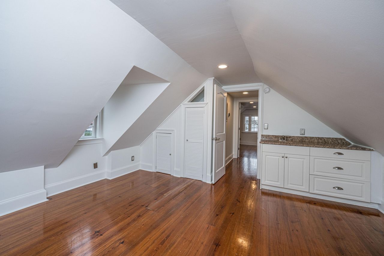 186 Smith Street Photo 47