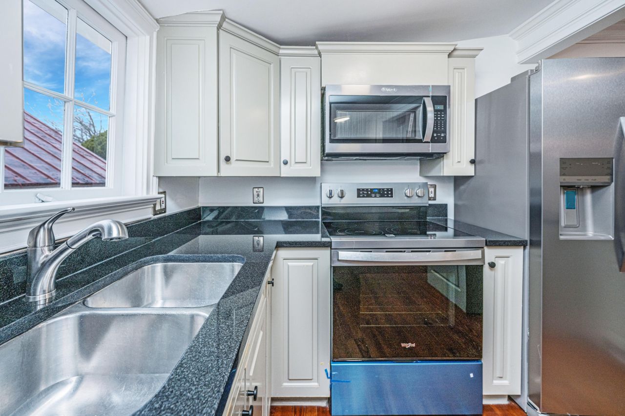 186 Smith Street Photo 57