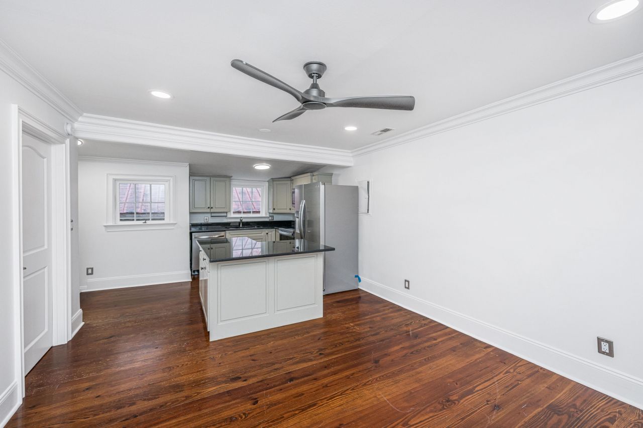 186 Smith Street Photo 62