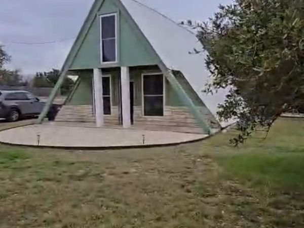 1115 County Road 220, Florence, TX 76527