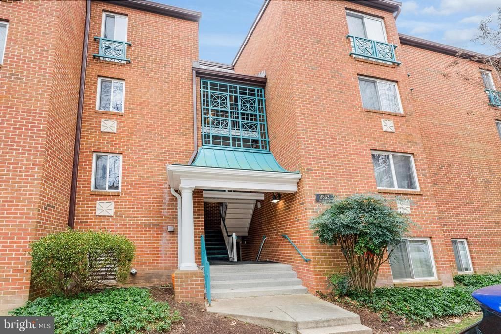 11833 Shire Court, Unit 11B, Reston, VA 20191 Main Photo