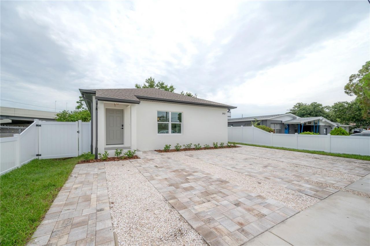 3921 W State Street, Unit 1 & 2, Tampa, FL 33609 Main Photo