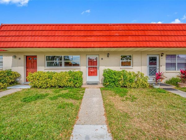 5860 38TH AVENUE N, Unit 34, ST PETERSBURG, FL 33710