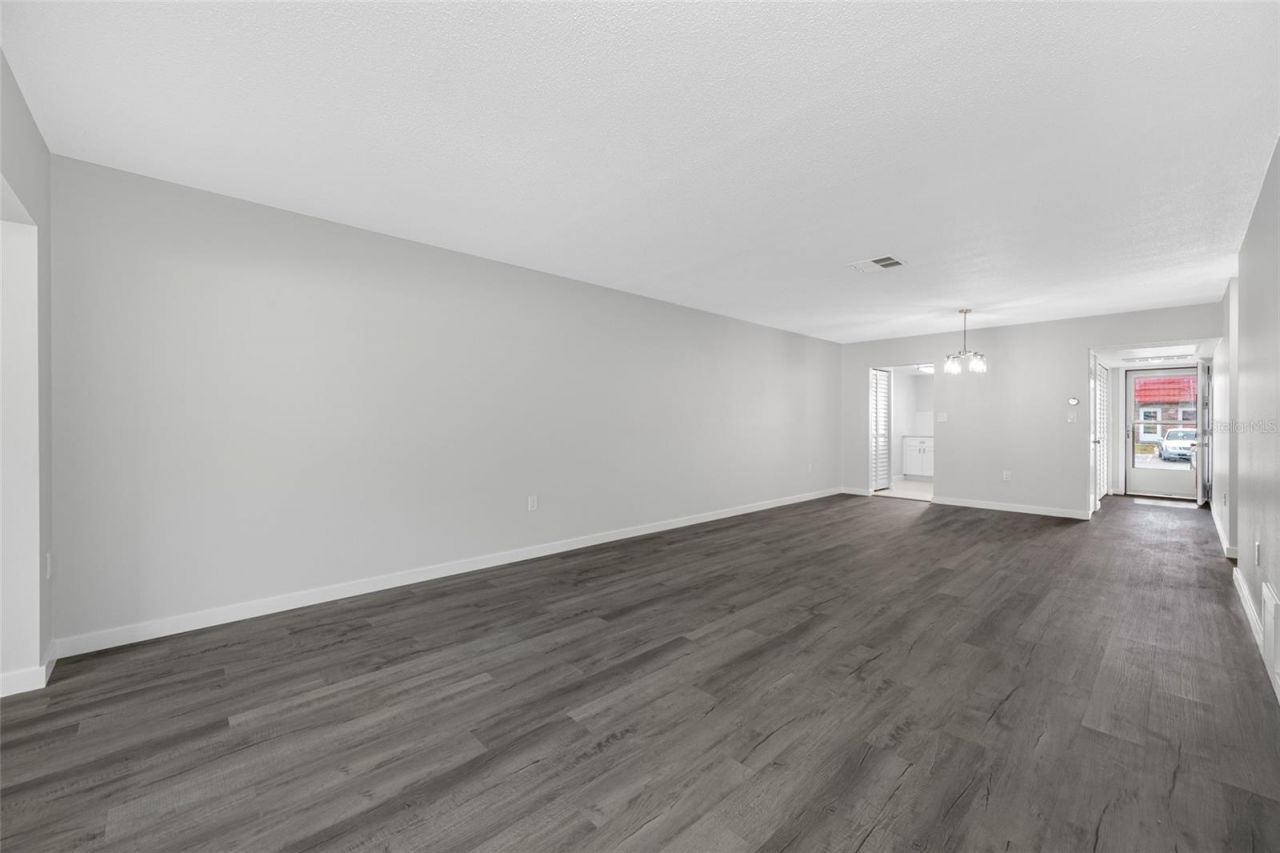 5860 38th Avenue N, Unit 34, Saint Petersburg, FL 33710 Photo