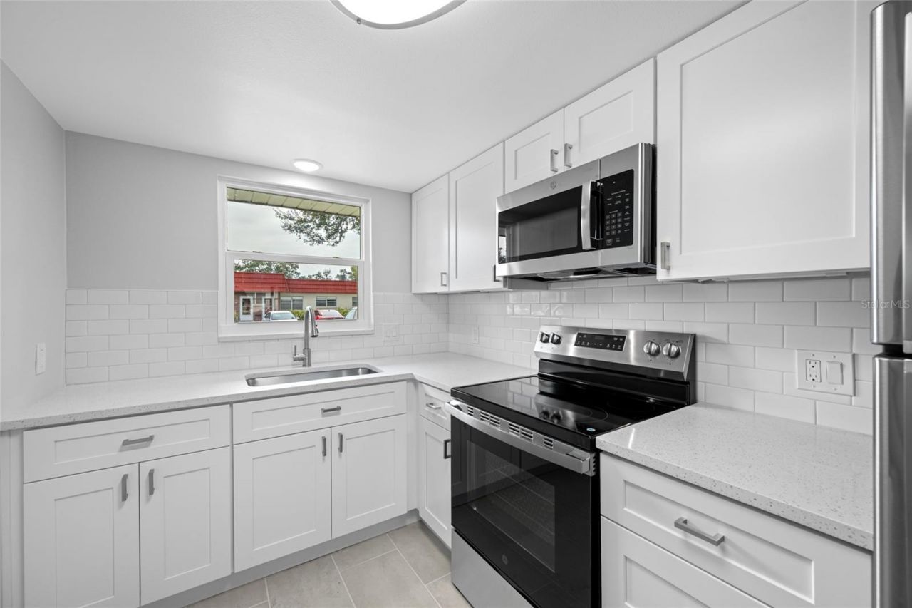 5860 38th Avenue N, Unit 34, Saint Petersburg, FL 33710 Photo