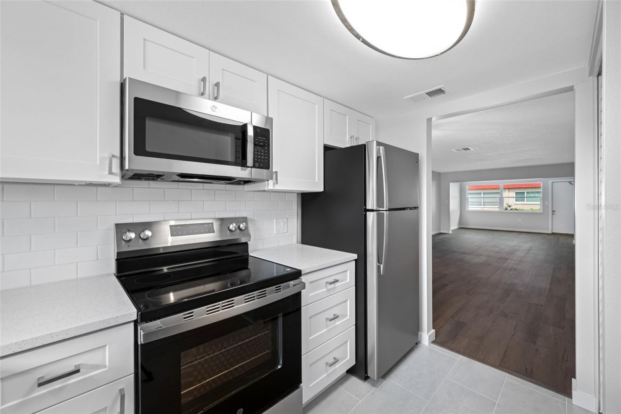 5860 38th Avenue N, Unit 34, Saint Petersburg, FL 33710 Photo