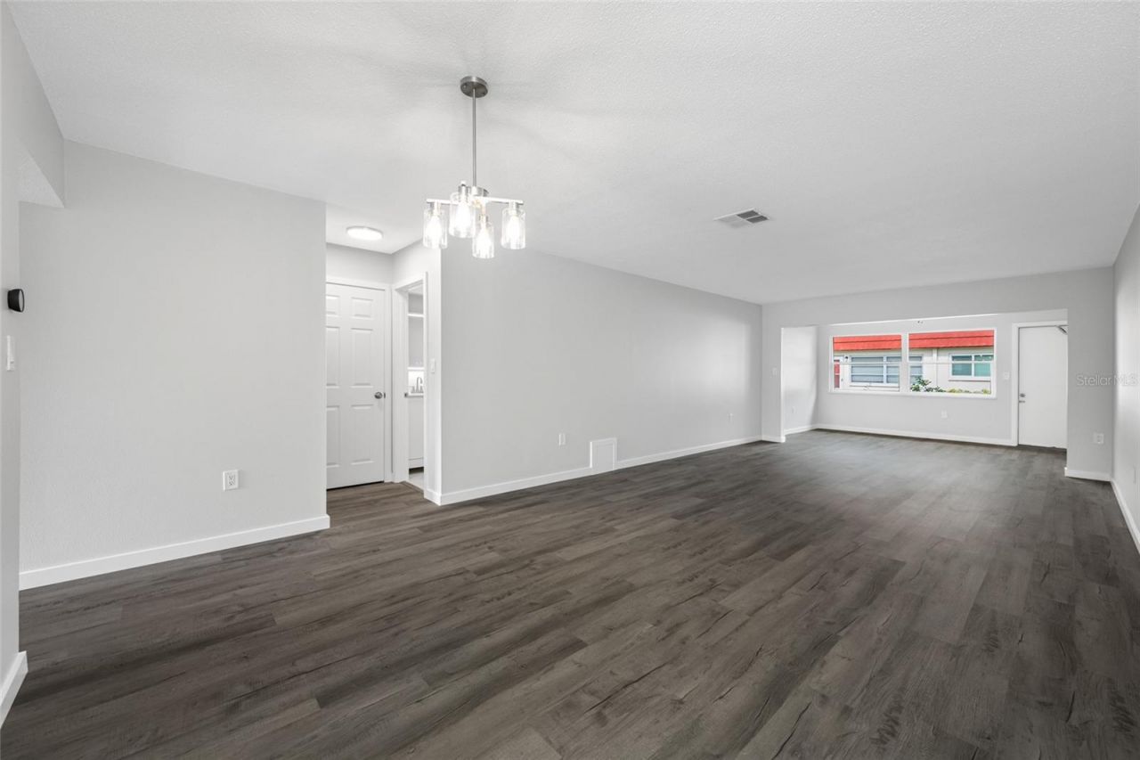 5860 38th Avenue N, Unit 34, Saint Petersburg, FL 33710 Photo