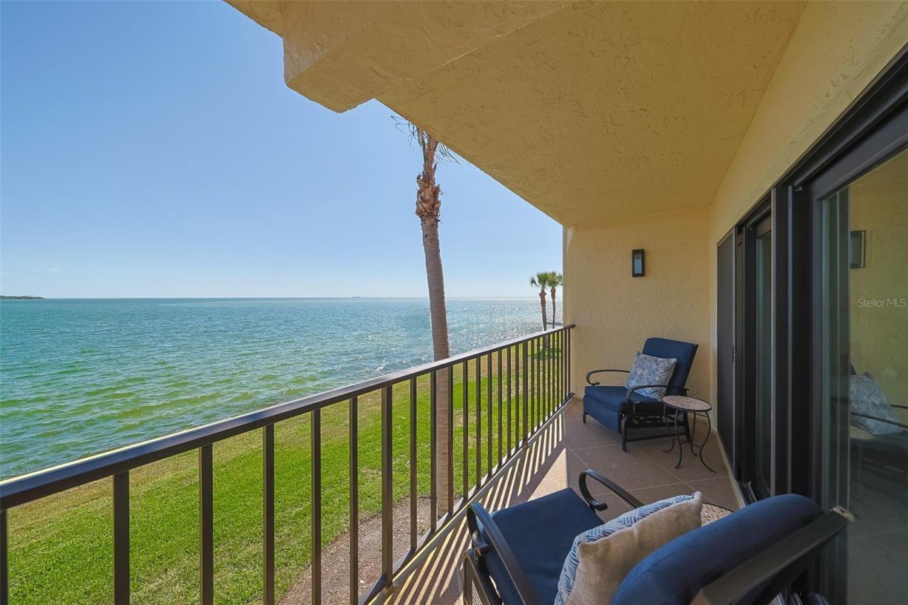 7500 Sunshine Skyway Lane S, Unit 104, Saint Petersburg, FL 33711 Photo