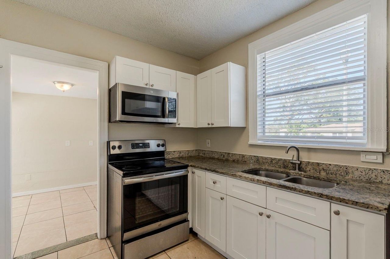 1524 13th Avenue S, Saint Petersburg, FL 33705 Photo