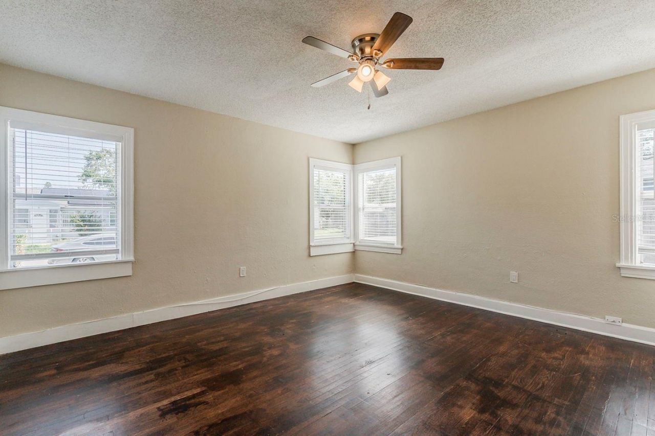 1524 13th Avenue S, Saint Petersburg, FL 33705 Photo