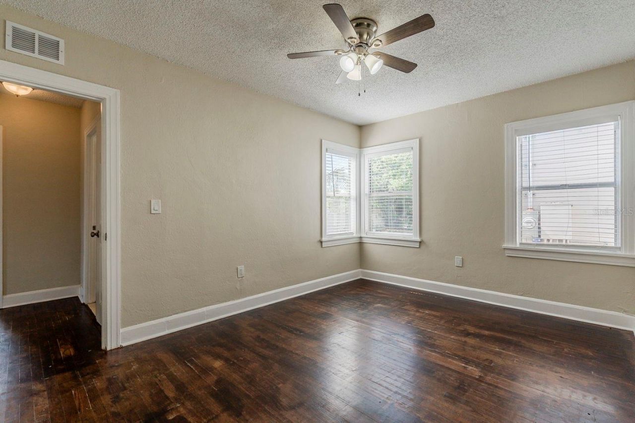 1524 13th Avenue S, Saint Petersburg, FL 33705 Photo