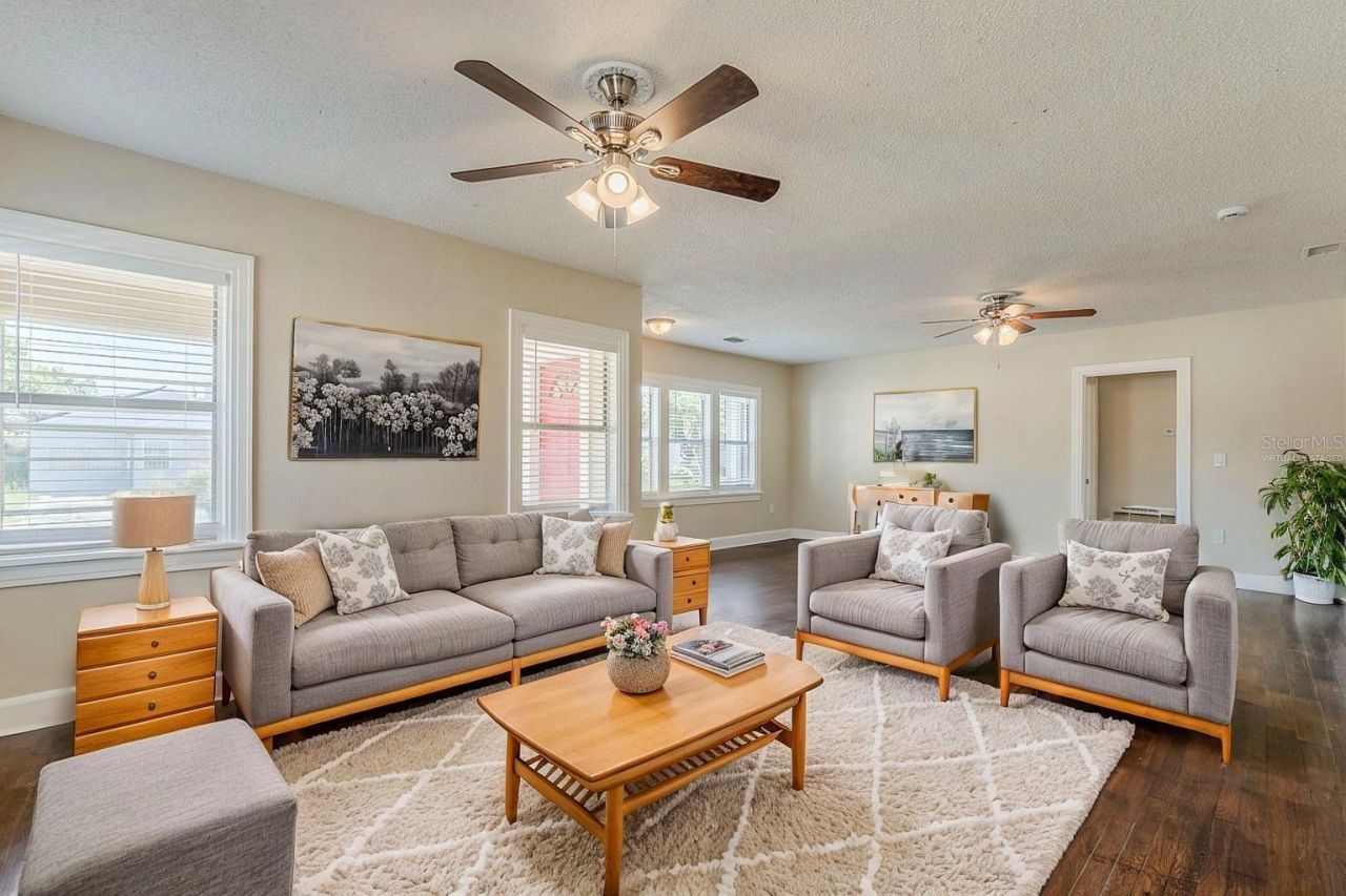 1524 13th Avenue S, Saint Petersburg, FL 33705 Photo